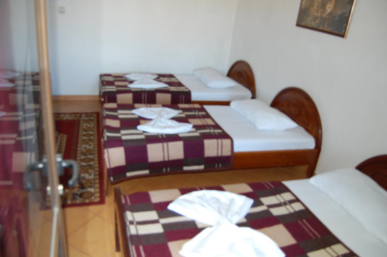 Hotel Devi Erseke Extérieur photo